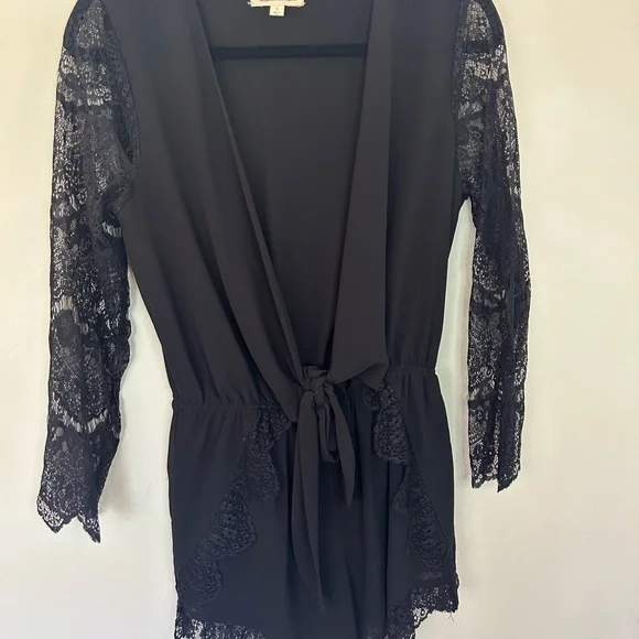 Cotton Candy Black Lace Romper with bell sleeve. Size Small.  007 - Picture 11 of 11